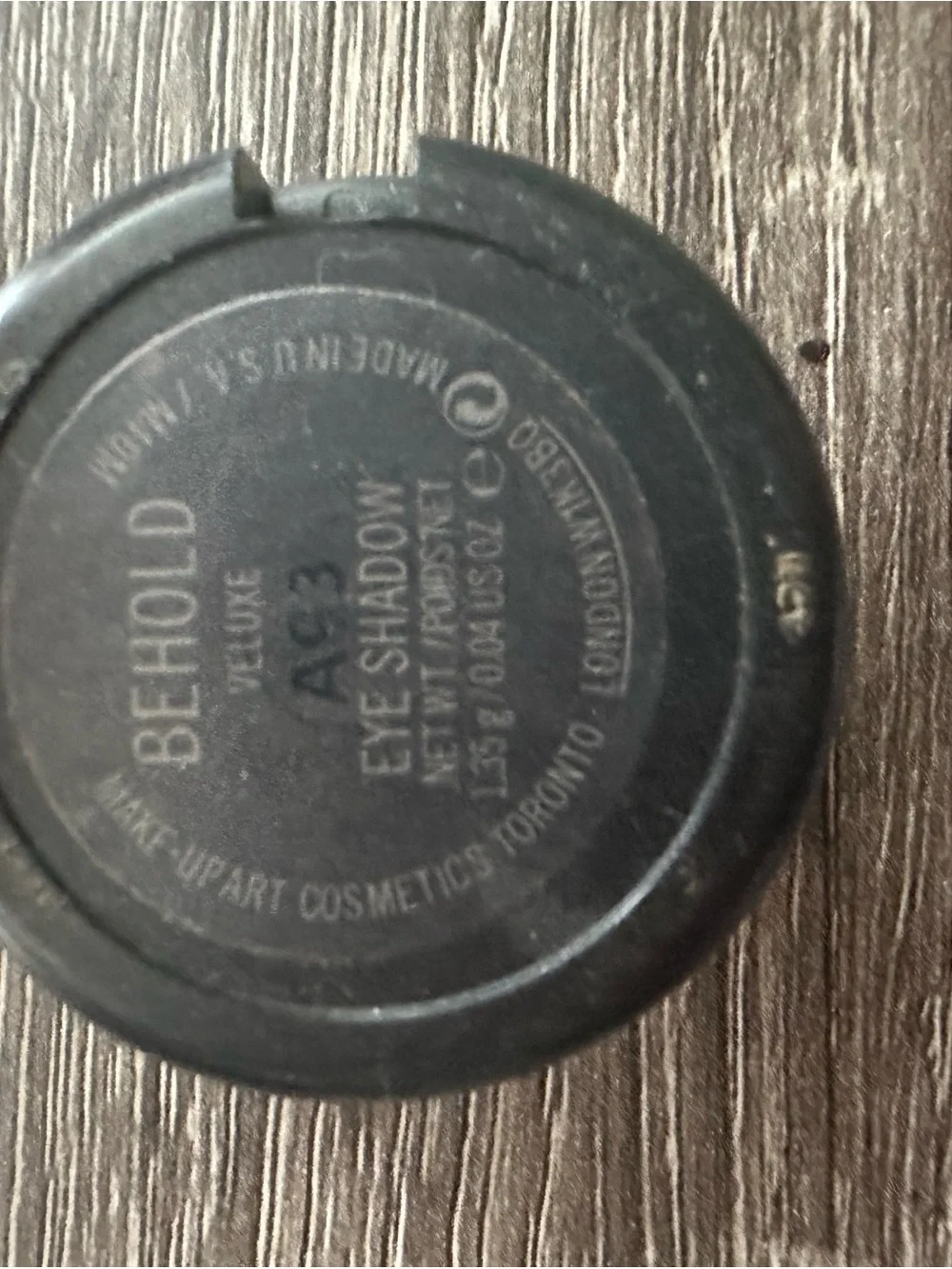 MAC Cosmetics Matte Eyeshadow in Taupe